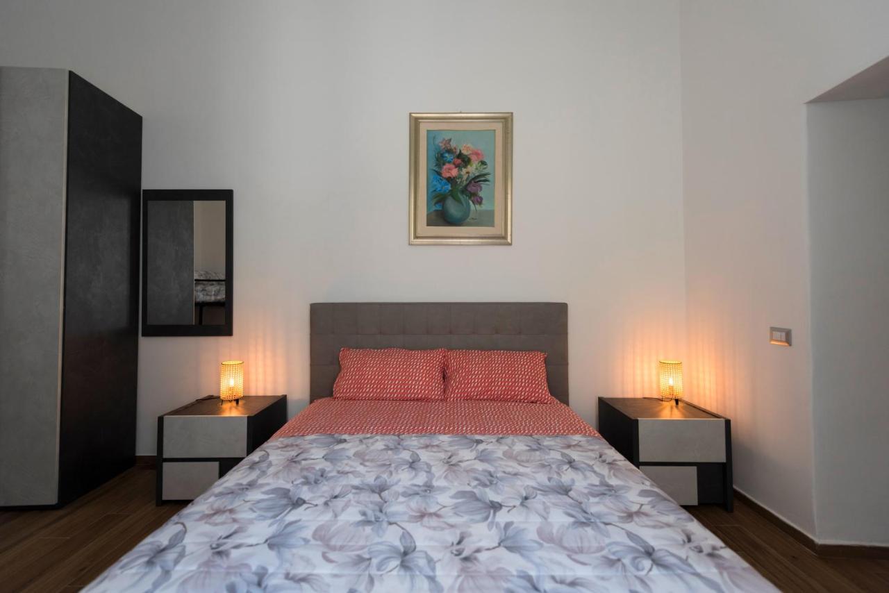 Dimora Francesca Apartment Salerno Exterior photo