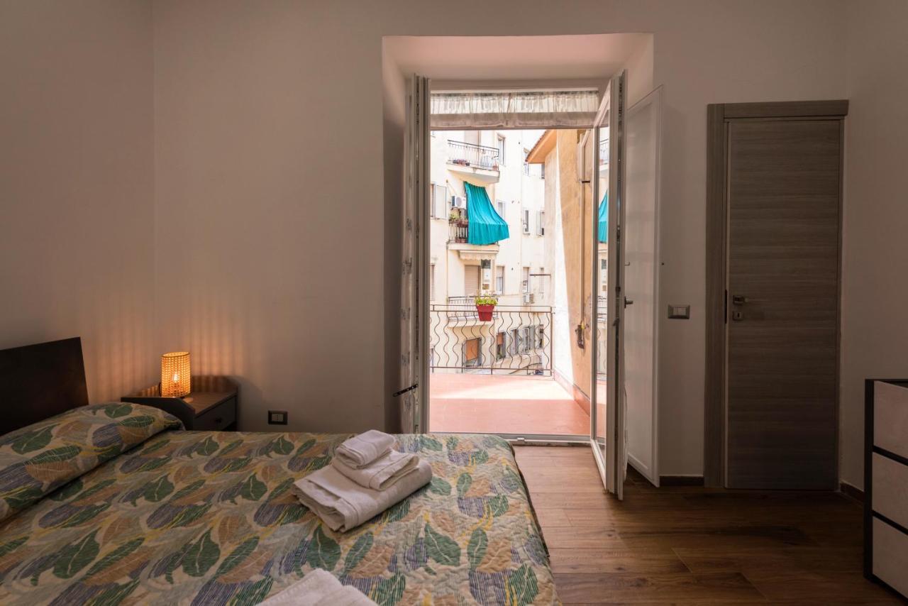Dimora Francesca Apartment Salerno Exterior photo